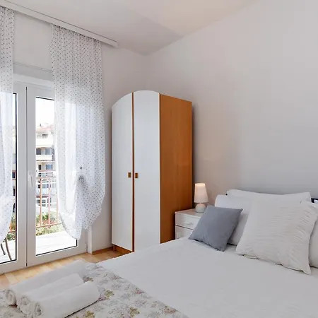 Apartman Ana I *